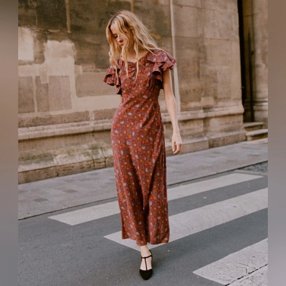 DOEN BEATRIZ DRESS IN ROUGE RIVIERA MEDALLION, brand new, never worn, No flaws.